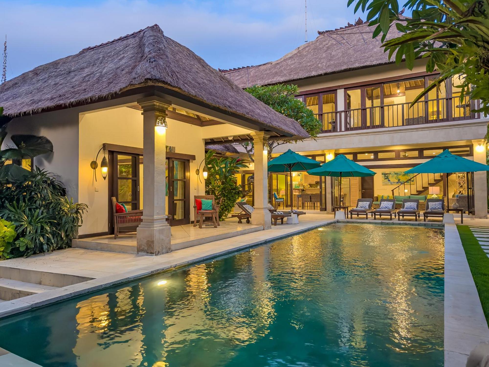 Villa Bugis Drupadi Seminyak Room photo